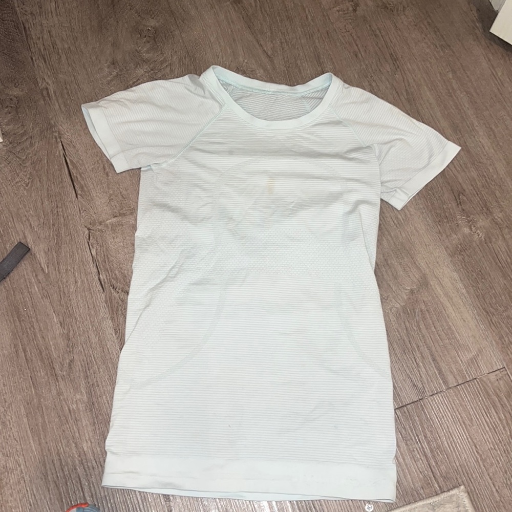 Lululemon shirt